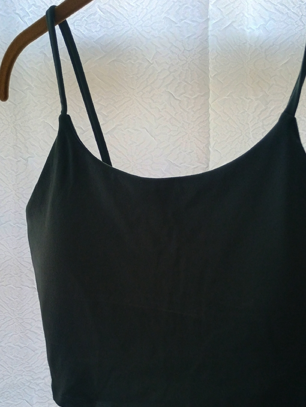 Women’s Workout Top With Soft Bra Pads Inside- Green